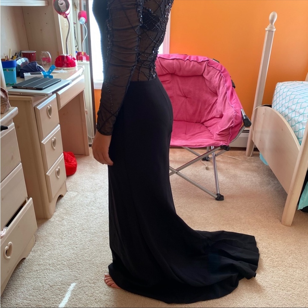 Perfect Prom Dress! - Picture 3 of 4
